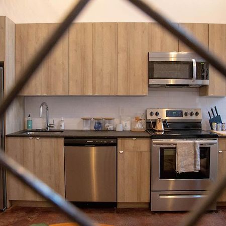 Reading Viaduct Loft, City Center, Contactless Check In Philadelphia Bagian luar foto